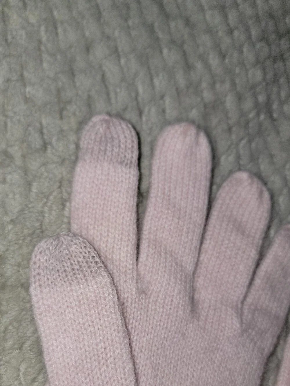 Phenix Light Pink Knit Cashmere Touchscreen Gloves